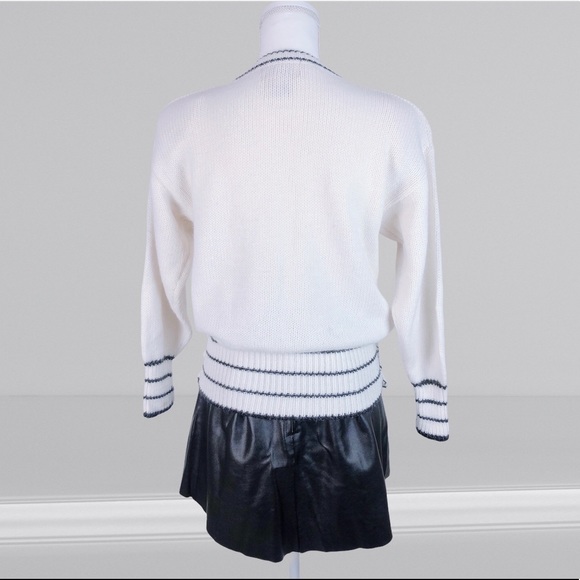 Vintage 80s Jaclyn Smith Pullover Sweater - Picture 3 of 9